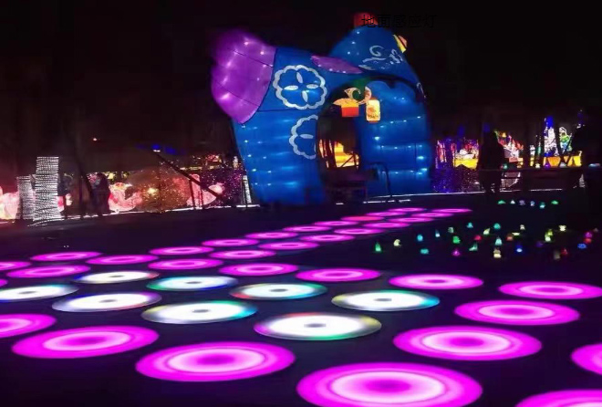 ���˵�ˮ��԰��ͨ����